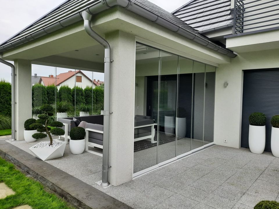 Szyby bezramowe - realizacja